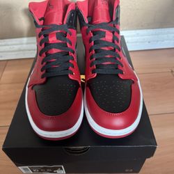 Jordan 1 Mid Gym Red New Price Firm SZ 10 Cash Only