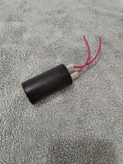 Motor starter capacitors $40 each your choice