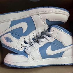 Jordan 1 Legend Blue