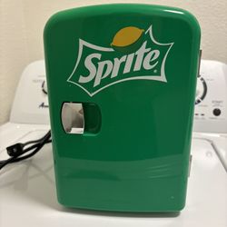 Mini Fridge Sprite Green 4-Liter