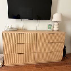 6 drawer natural wood dresser