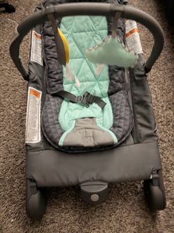 Baby bouncer seat