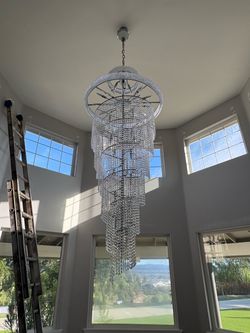 Chrystal chandelier