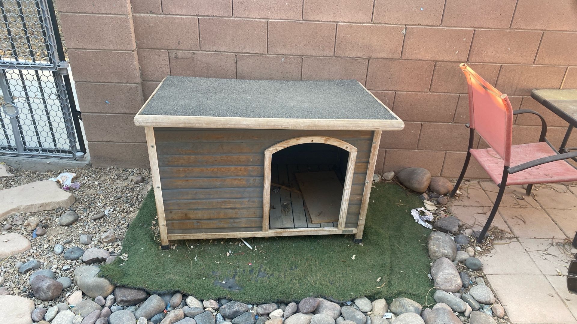 Large Dog House 