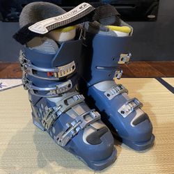 Salomon Size 24 Ski Boots