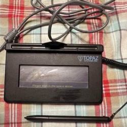 Topaz T-S460-HSB-R USB Electronic Signature Capture Pad, like new still has plastic on it.