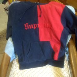 Supreme Hoodie