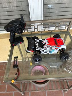 Team Associated R/C Mini Truggy 1/14th scale