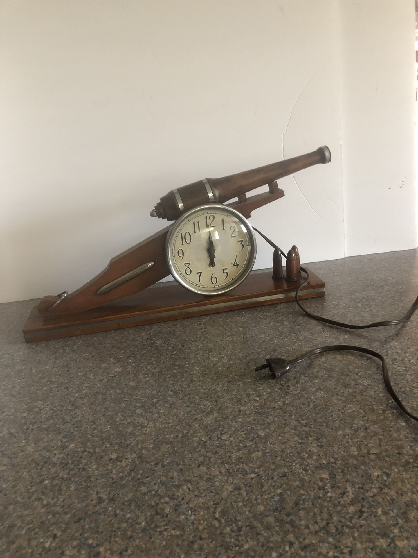 Unique, Antique cannon clock