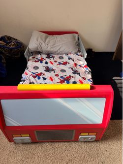 Toddler bed