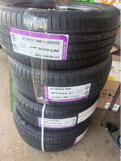 Nexen N’FERA AU7 Performance Radial Tire Set of 4