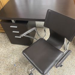 4 FT W 3 Drawer Desk & Chrome Rolling Chair, Expresso. Delivery Extra escritorio moderno & Silla