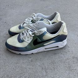 NIKE MEN’S SHOES SIZE 13