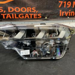 FORD MUSTANG 2024-2025 LH HEADLIGHT OEM
