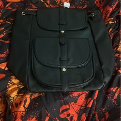 Bella Russo Women Black Pebbled Leather Backpack 