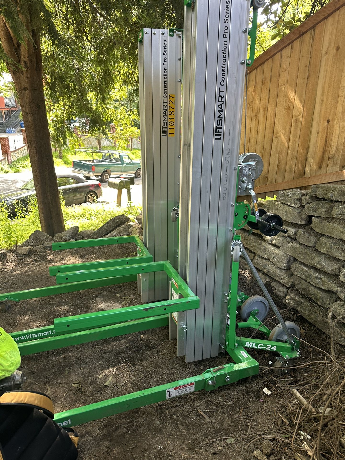 LIFTSMART Construction Pro Series MLC-24