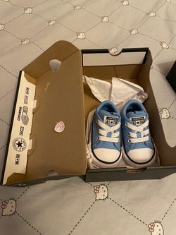 Converse Infant Sneakers Size 3