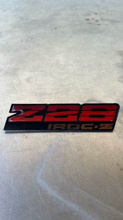 85-89 Camaro iroc z dash logo