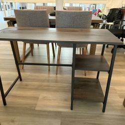 Desk For Sale ! $47.00 Pick Up Only 