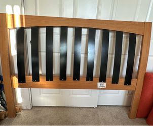 Head board for full size bed, brown and black