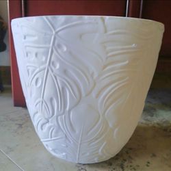 Designer White Houseplant Pot New with drainage