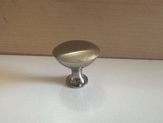 Satin Nickel Cabinet Knobs 200+ Pieces