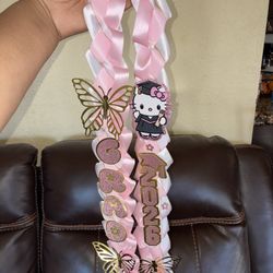 Graduation Lei / Guirnaldas De Graduación 