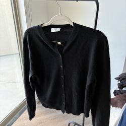 Aritzia Cashmere Black Cardigan – Women’s Medium