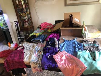 Size 2.5 dress shoes clothes 10/12