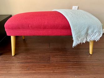 NEED GONE THIS WEEk-Red Upholstered Bench- SELF PICK UP from Rosslyn