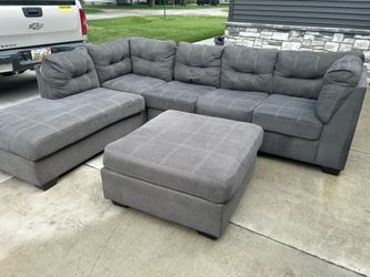 Sectional couch ottoman
