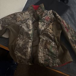 Like New Women’s XL real tree fall jacket