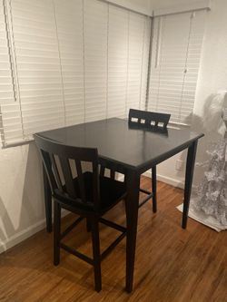 High Table With Chairs