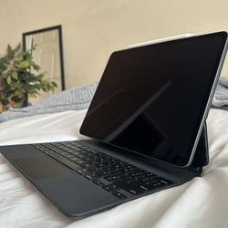 ipad pro 12.9 in with magic keyboard and apple pencil 2nd gen