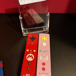 Mario And Peach Wii Motes 