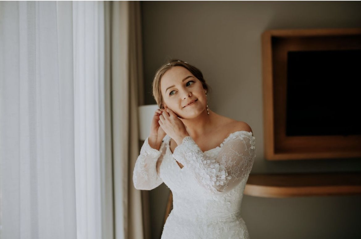 Wedding Dress Size 6