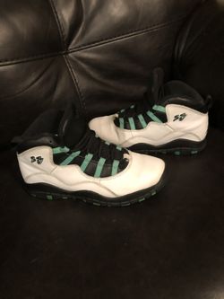 Size 3y JORDAN 10 retro “verde 30th anniversary “