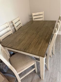 Ashley furniture dinning table & 6 chairs NEED GONE ASAP