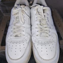 Nike Air Forces White Size 11