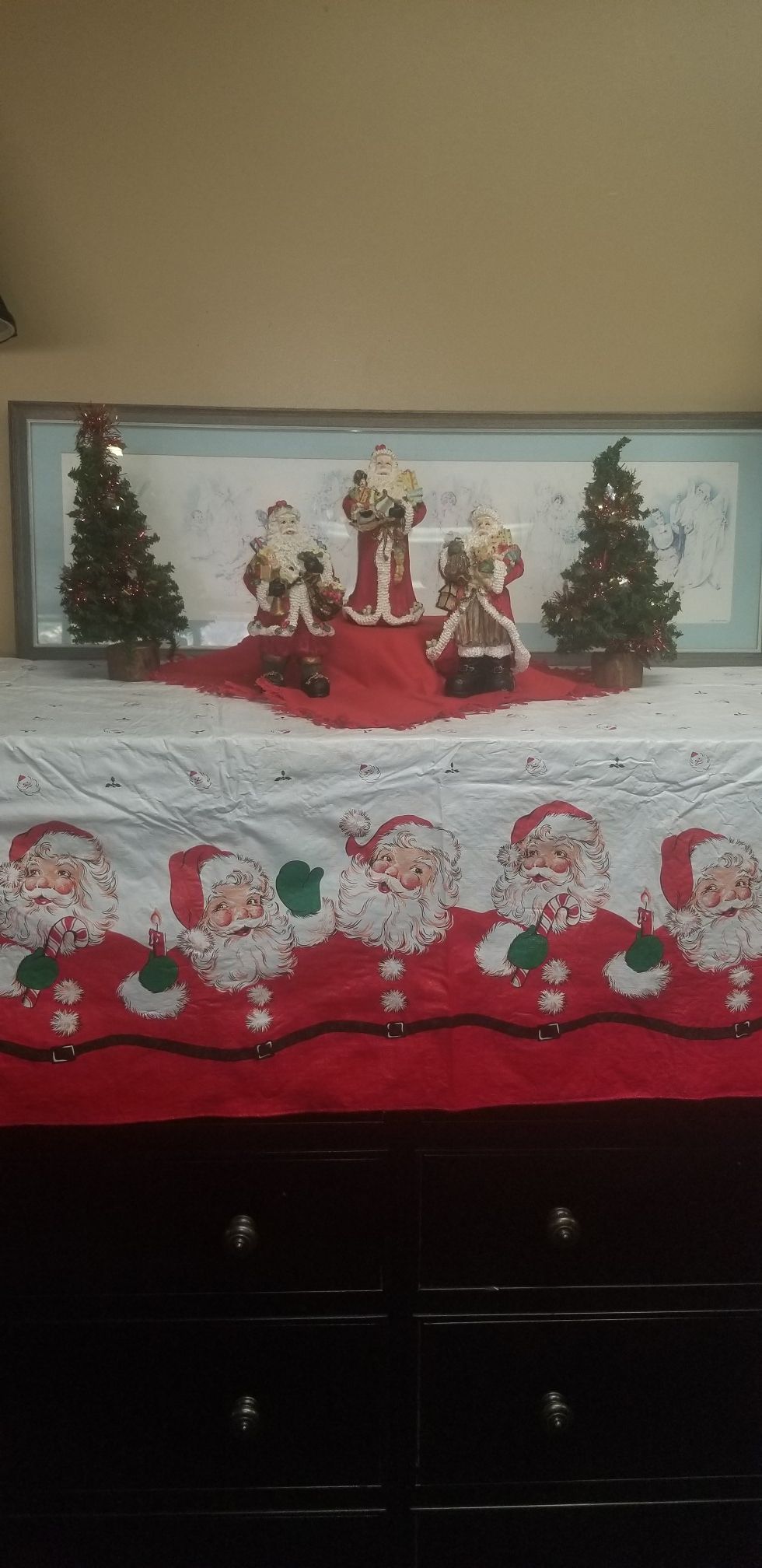 St Nicholas figurines