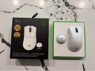Razer DeathAdder V4 Pro Wireless Gaming Mouse