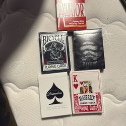 8 Playing Cards 