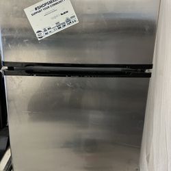 rson 3.1-Cu.-Ft. 2-Door Refrigerator/Freezer - Stainless Steel 