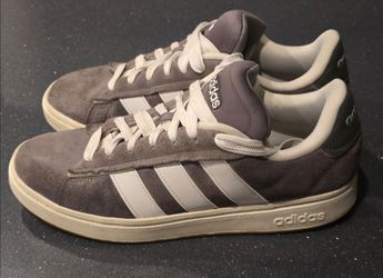Adidas Grand Court Alpha 00s - size 11M - Gray/White