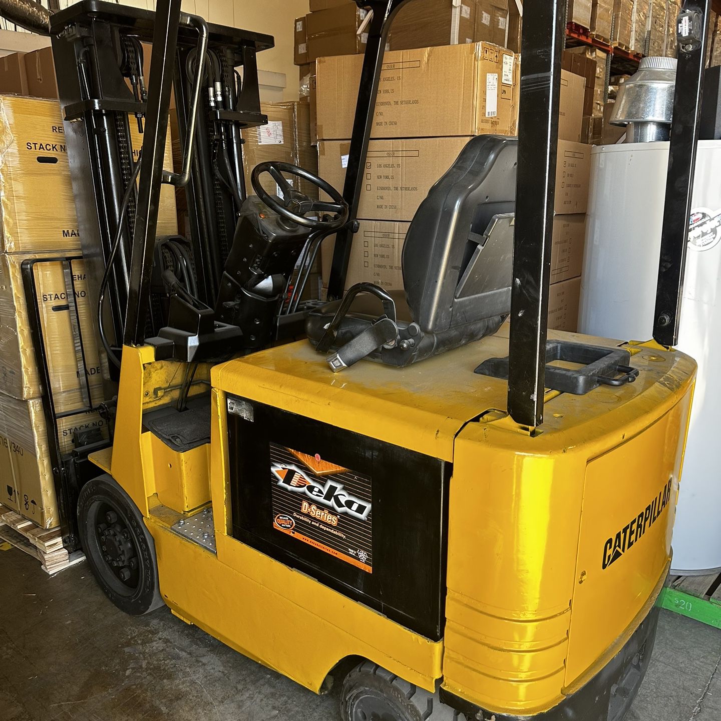 Caterpillar Electric Forklift- Brand New Refurbished Battery- 3 Stage Includes Charger Included