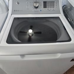 🏡 Upgrade Your Laundry Today! 🏡 Easy approval & just $10 down! 💥🌀