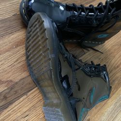 Doc Martens Wmns Boots Size 10