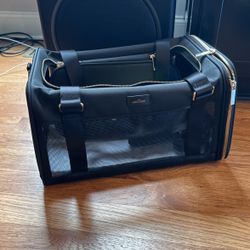 ArloSkye Large Dog Carrier—Only Used Once! 