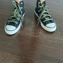 Dinoverse High tops By Converse