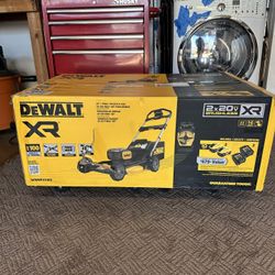 DEWALT 21-inch 2X20V MAX XR Brushless Push Lawn Mower Kit (Model DCMWP234U2)